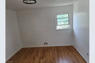 1209 Commerce Ave, Union Township, NJ 07083 - Photo 5