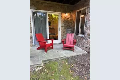 2 Chamonix Dr #212, Vernon, NJ 07462 - Photo 3