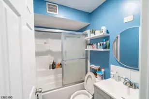 116 Greene Ave, Middlesex, NJ 08846 - Photo 15