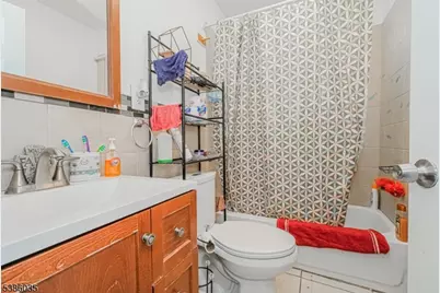 21 Gladstone Ave, Newark, NJ 07106 - Photo 25