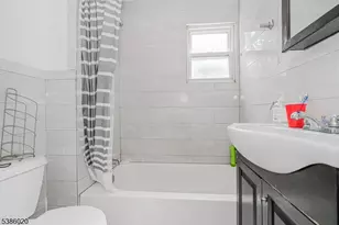 16 Alexander St, Newark, NJ 07106 - Photo 7