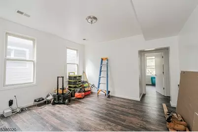 16 Alexander St, Newark, NJ 07106 - Photo 17