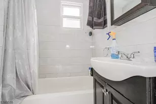 16 Alexander St, Newark, NJ 07106 - Photo 19