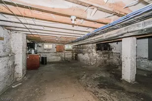 16 Alexander St, Newark, NJ 07106 - Photo 23