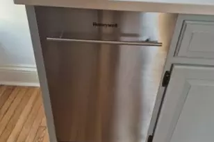 810 Old York Rd, Raritan, NJ 08869 - Photo 11