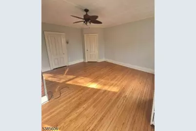 810 Old York Rd, Raritan, NJ 08869 - Photo 19