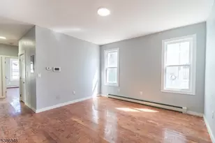 43 Tillinghast St, Newark, NJ 07108 - Photo 5