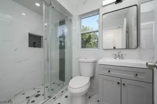 232 Avon Ave, Newark, NJ 07108 - Photo 15