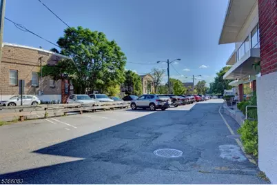 590 Valley Rd, Montclair, NJ 07043 - Photo 21