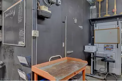 590 Valley Rd, Montclair, NJ 07043 - Photo 17