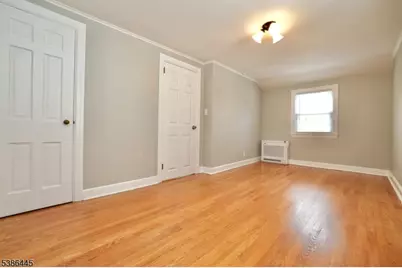 36 Derwent Ave 2nd Fl, Verona, NJ 07044 - Photo 15