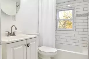 36 Derwent Ave 2nd Fl, Verona, NJ 07044 - Photo 9