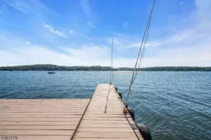 11 Bass Rock Rd, Hopatcong, NJ 07843 - Photo 5