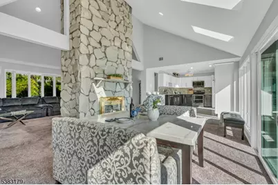 11 Bass Rock Rd, Hopatcong, NJ 07843 - Photo 15