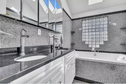 11 Bass Rock Rd, Hopatcong, NJ 07843 - Photo 25