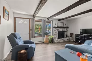 35 Vine Ave, West Milford, NJ 07480 - Photo 5