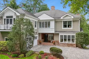 166 Colonial Rd, Summit, NJ 07901 - Photo 1