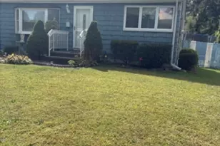 910 Apgar Terrace, Rahway, NJ 07065 - Photo 1