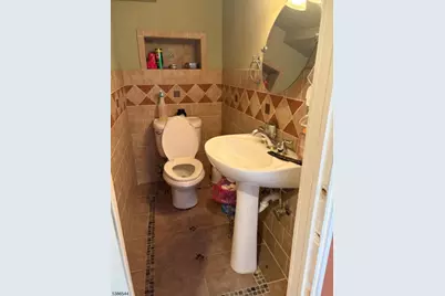 910 Apgar Ter, Rahway, NJ 07065 - Photo 3