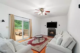 9 Stirrup Way, Franklin Township, NJ 08540 - Photo 17