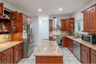 9 Stirrup Way, Franklin Township, NJ 08540 - Photo 13