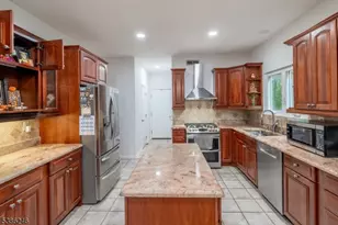 9 Stirrup Way, Franklin Township, NJ 08540 - Photo 13