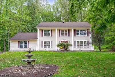 9 Stirrup Way, Franklin Township, NJ 08540 - Photo 5