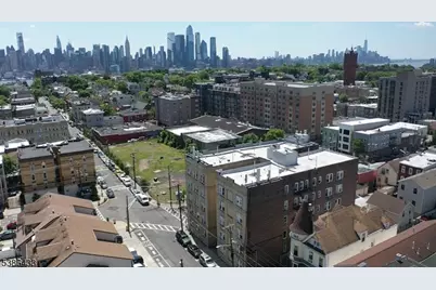 201 45th #D4, Union City, NJ 07087 - Photo 33