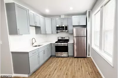 201 45th #D4, Union City, NJ 07087 - Photo 5