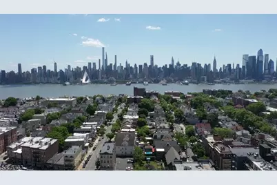 201 45th #D4, Union City, NJ 07087 - Photo 31