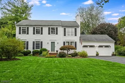 32 Cloverhill Dr, Califon, NJ 07830 - Photo 1