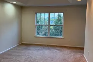 138 Limerick Ln, Lopatcong Township, NJ 08865 - Photo 7