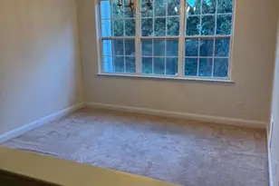 138 Limerick Ln, Lopatcong Township, NJ 08865 - Photo 13