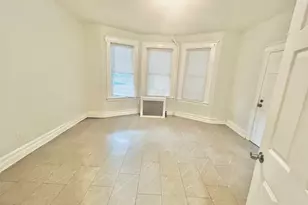 182 Seymour Ave First Fl, Newark, NJ 07108 - Photo 3