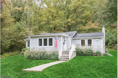 17 Old Woodland Trl, Jefferson Township, NJ 07438 - Photo 1