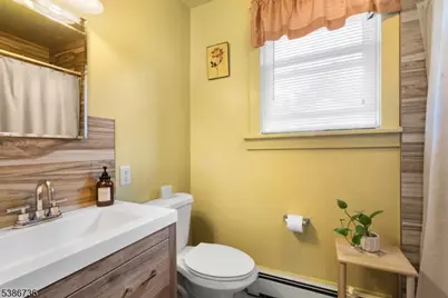 634 Willow Grove St., Hackettstown, NJ 07840 - Photo 9