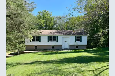 905 Gapview Ct, Stillwater, NJ 07860 - Photo 1