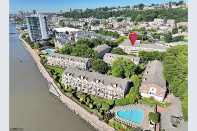 100 Grand Cove Way #3N, Edgewater, NJ 07020 - Photo 1