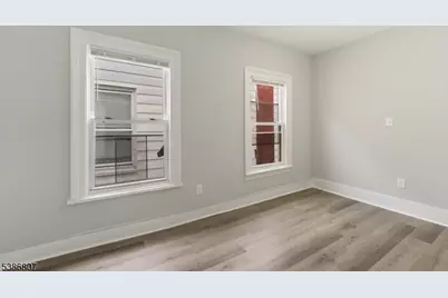 129 Park Ave, Paterson, NJ 07501 - Photo 9