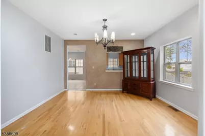 790 Green Ln #A1, Union Township, NJ 07083 - Photo 7