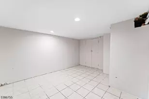 339 Paxton St, Paterson, NJ 07503 - Photo 15