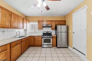 339 Paxton St, Paterson, NJ 07503 - Photo 11