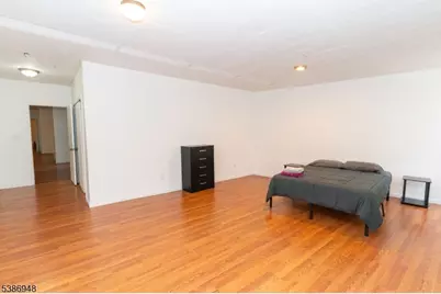 1166 E Jersey St, Elizabeth, NJ 07201 - Photo 17