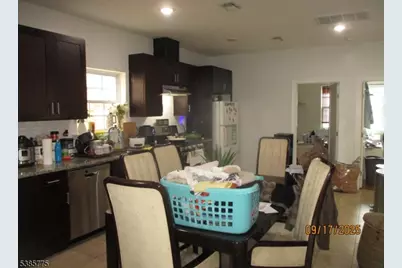 63 Warwick St, Newark, NJ 07105 - Photo 9