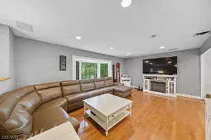 11 Glenbourne Dr, Boonton Township, NJ 07005 - Photo 13