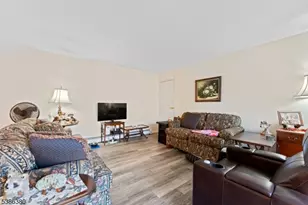 528 Andria Ave Apt, Hillsborough Township, NJ 08844 - Photo 3