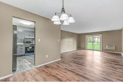 807 Eves Dr #1B, Hillsborough Township, NJ 08844 - Photo 9