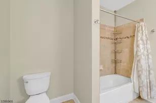 182 Victoria Dr, Bridgewater Twp., NJ 07920 - Photo 23