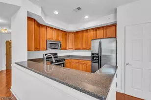 182 Victoria Dr, Bridgewater Twp., NJ 07920 - Photo 13