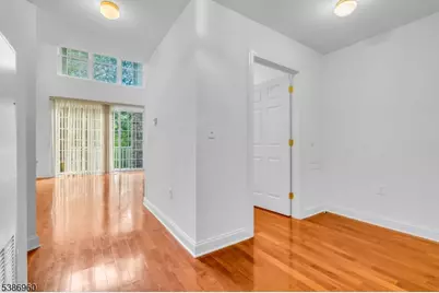 182 Victoria Dr, Bridgewater Twp., NJ 07920 - Photo 5